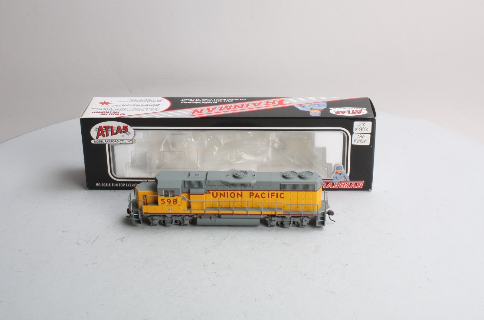 Atlas 907 HO Union Pacific "Baby Wings" GP38-2 Diesel Locomotive #598
