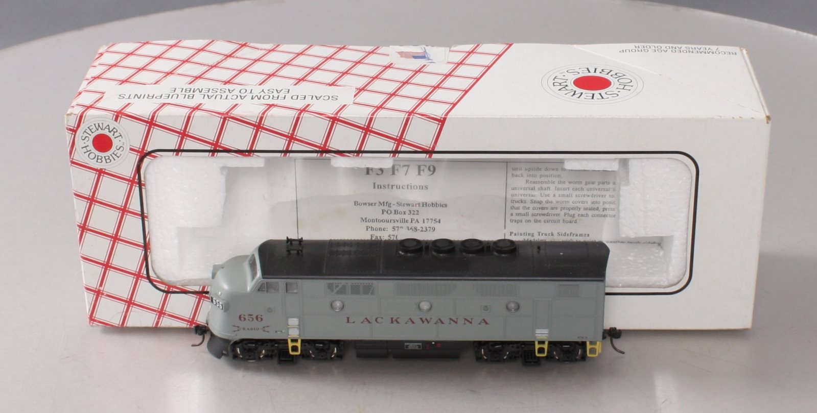 Stewart 5122 HO Delaware, Lackawanna & Western Diesel F-3 A Unit Ph I Early #656