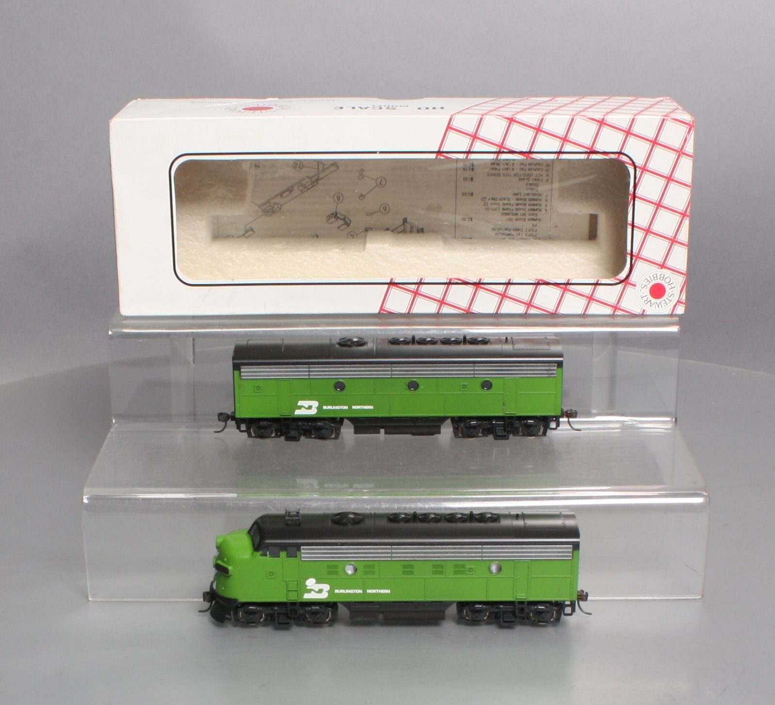 Stewart 5911 HO Scale Burlington Northern EMD F9 A/B Diesel Locomotive Set
