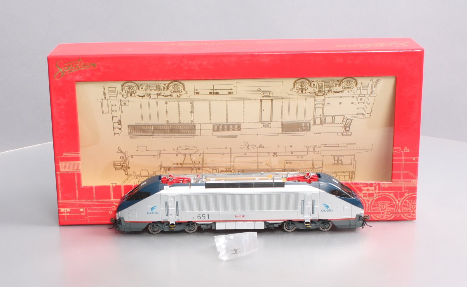 Bachmann 83012 HO Scale Amtrak Acela HHP-8 Electric Locomotive w/DCC #651