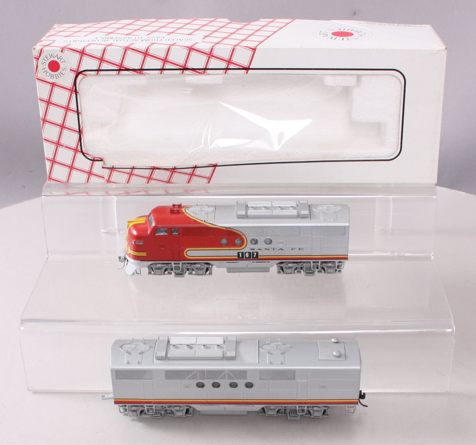 Stewart 5029 HO Santa Fe EMD FT A/B Powered/Dummy Diesel Locomotive Set #167