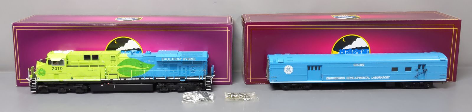 MTH 20-2986-2 O GE Evolution Premier Hybrid Diesel Pass Train Set w/PS3 -2 Rail