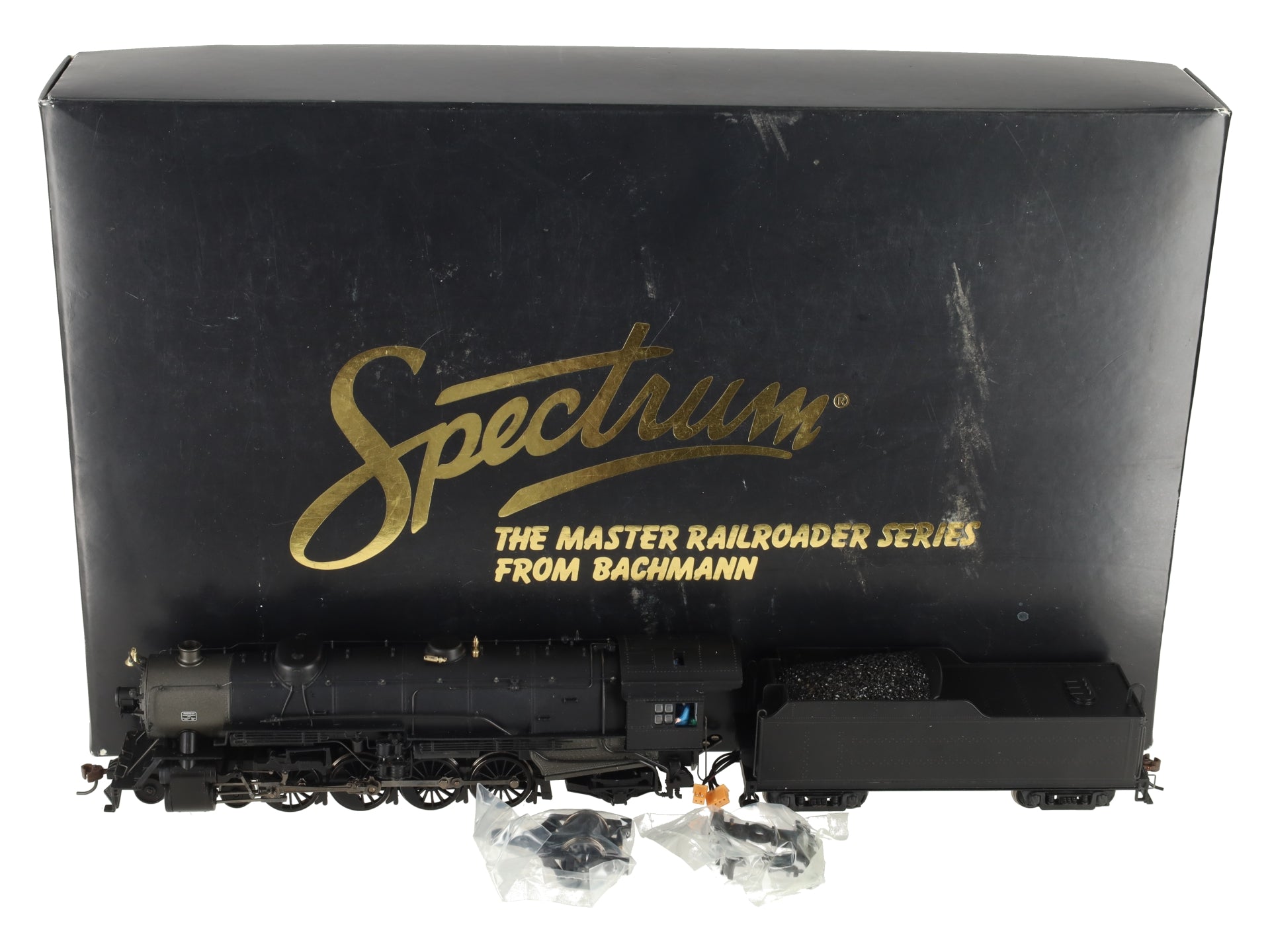 Bachmann 82501 HO Unlettered 4-8-2 Steam Locomotive & Tender