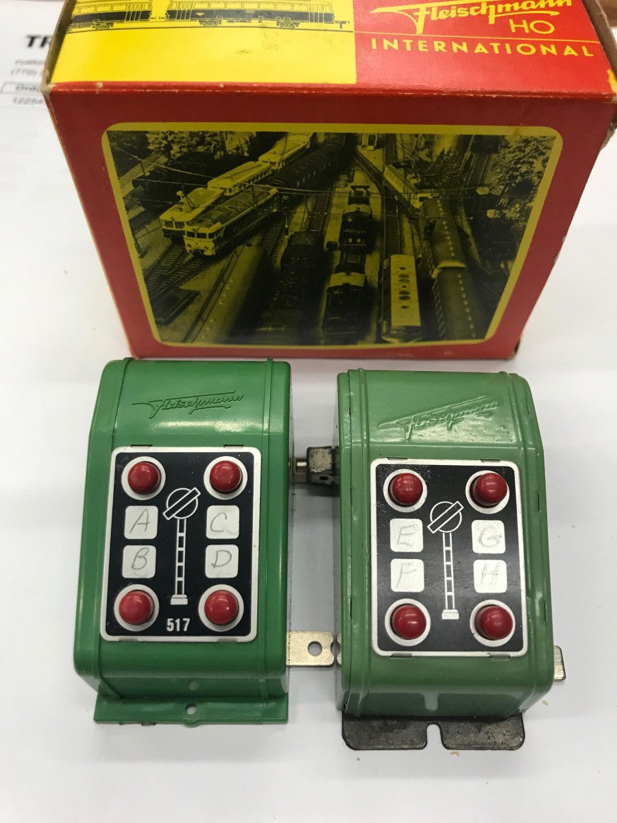 Fleischmann 516 HO Double Throw Double Pole Switch (Set of 2)