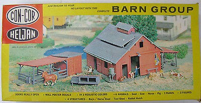 Con-Cor 9015 HO Scale Barn & Outbuilding Kit