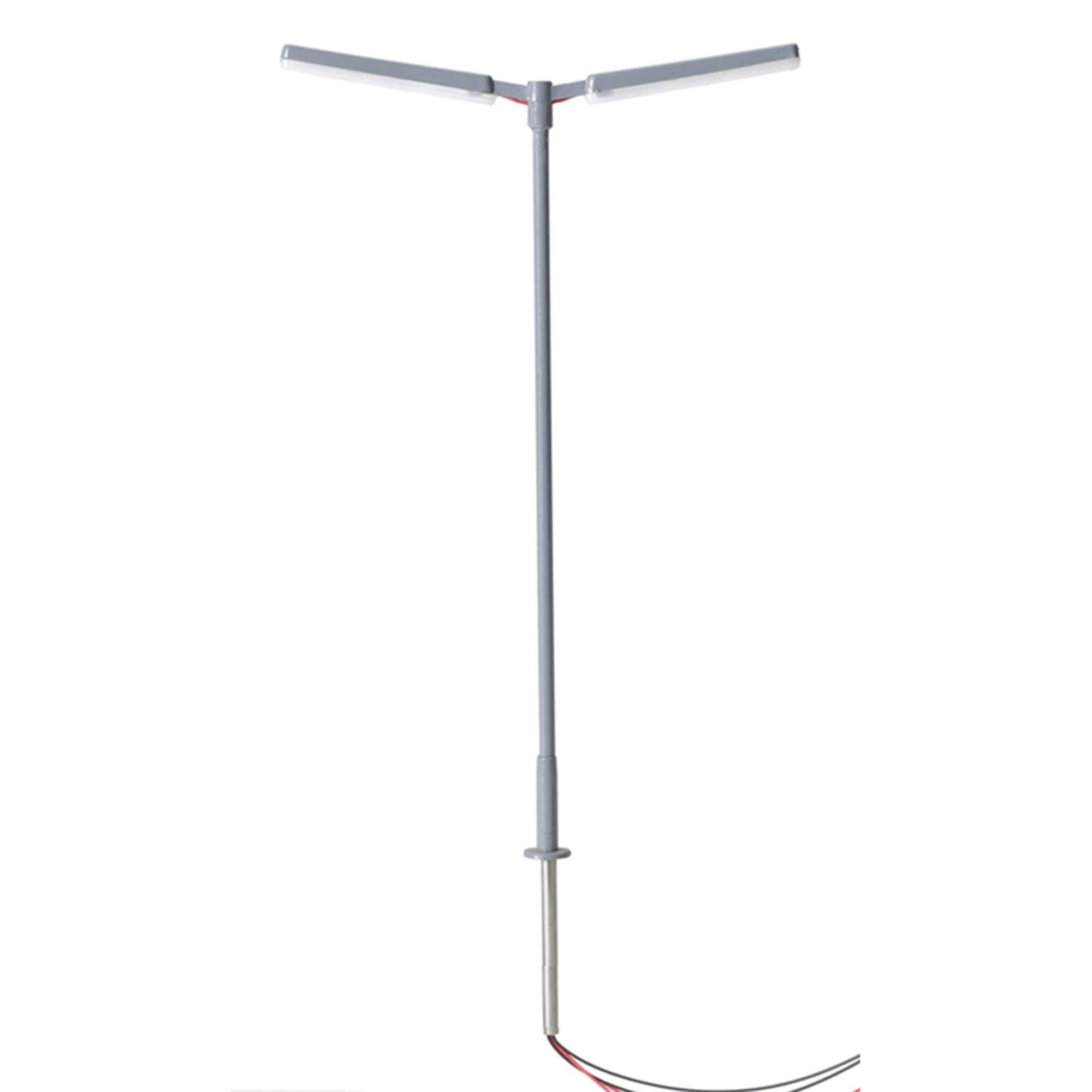 HO Double Arm Parking Lot Light with 3 Cool White LEDs (ATL70000176)