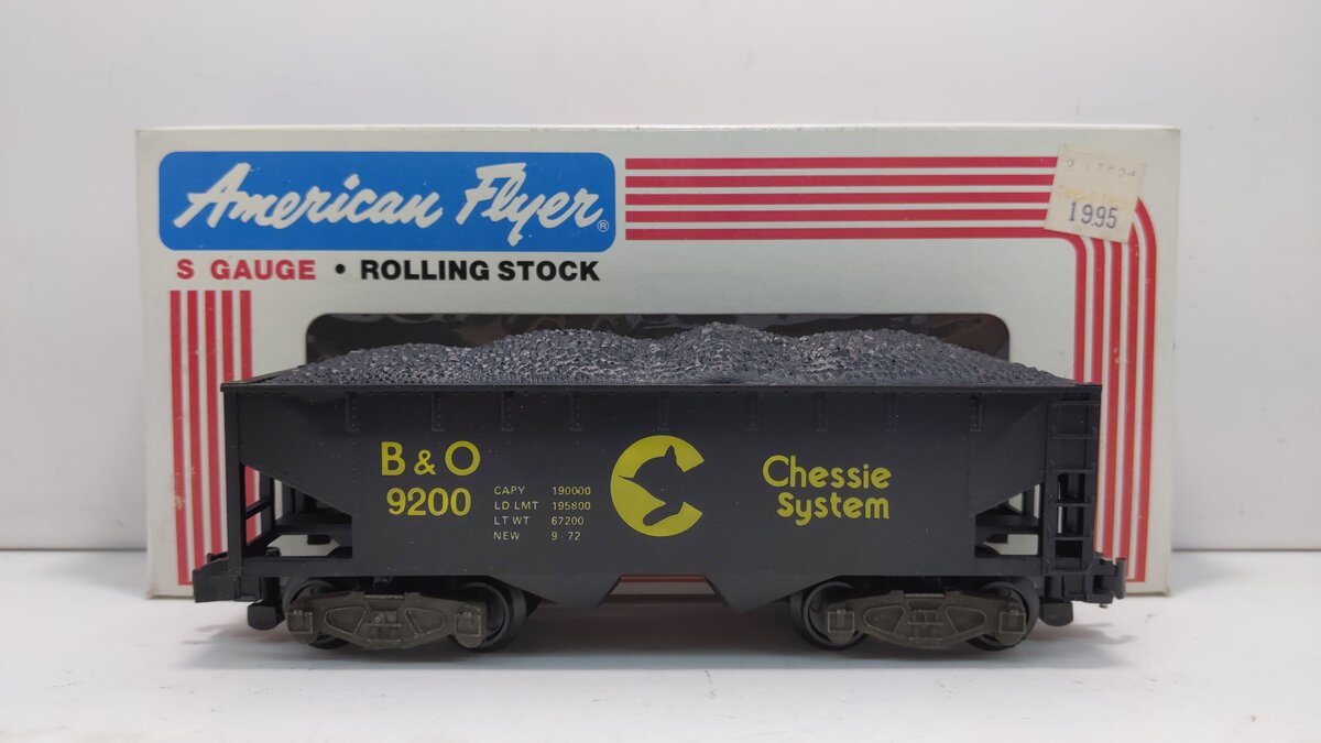 American Flyer 4-9200 S Scale Chessie System/B&O 2-Bay Hopper #9200 w/Coal Load