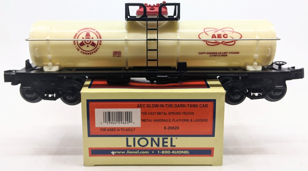 Lionel 6-29629 O Gauge AEC Glow In The Dark Tank Car