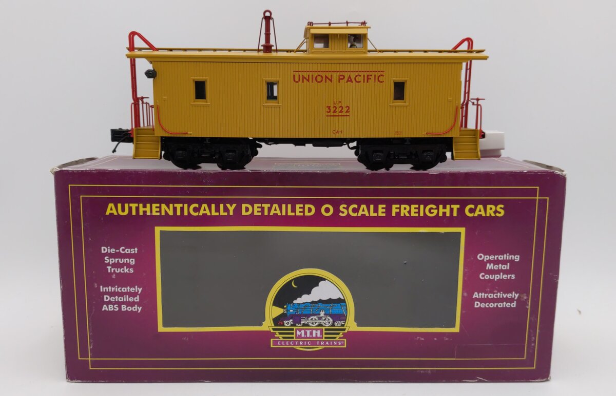 MTH 20-91447 Union Pacific Class CA-1 Wood Cupola Caboose