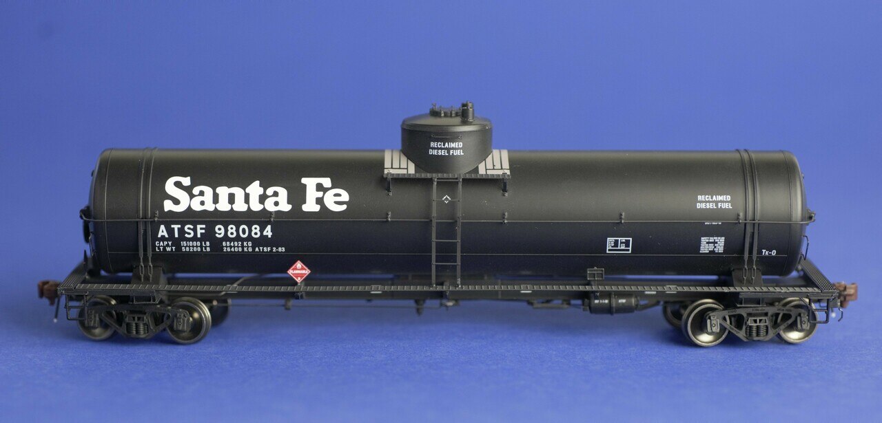 American Limited Models 1821 HO Scale GATC Welded Tank Car Santa Fe (Reclaimed Diesel) ATSF 98084