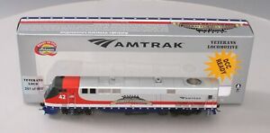 Athearn 99479 HO Scale GE P42 DC Amtrak Salutes Our Veterans 42 (713 of 800)