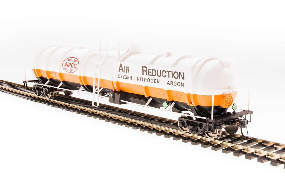 BLI 6319 HO Scale Cryogenic Tank Car AirCo (Liquid Argon) UTLX