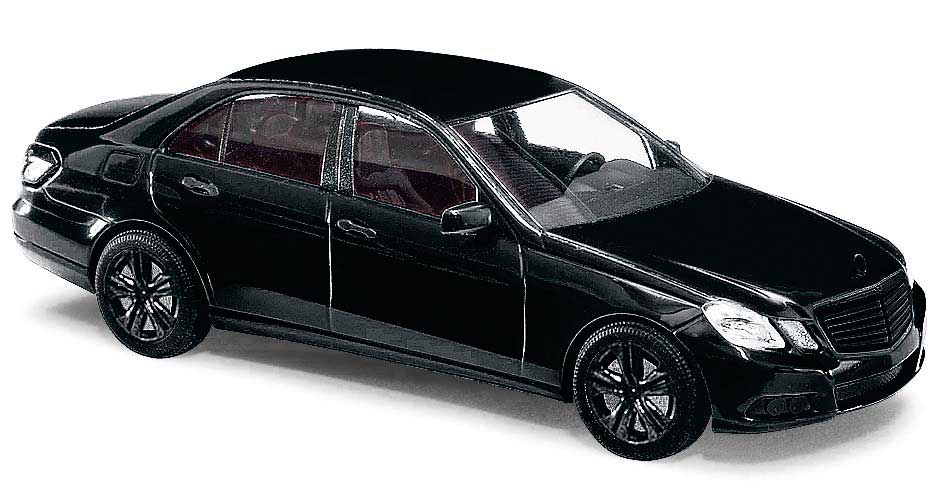 Busch 44212 HO Scale Black Mercedes-Benz E-Class 4 Door Sedan