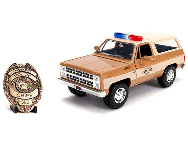 Jada 31111 1/24 Stranger Things Hopper's 1980 Chevy Blazer with Police Badge