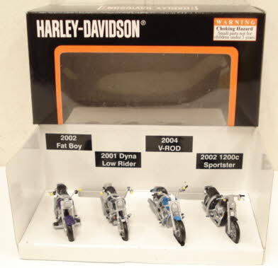 MTH 30-90126 O Scale RailKing Harley-Davidson Motorcycle Set (Set of 4)